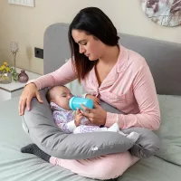 Perne, pături și poziționere pentru bebeluși